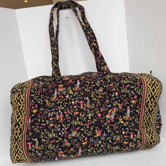 Vera Bradley XL Duffel, Excellent Condition, Black/Gold/Red Multi - Picture 3 of 10